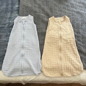 2 Mushie Sleep Sacks in Baby Blue & Fog